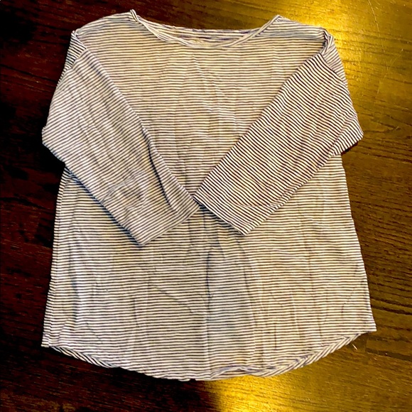 Chico’s ultimate tee - Picture 1 of 3